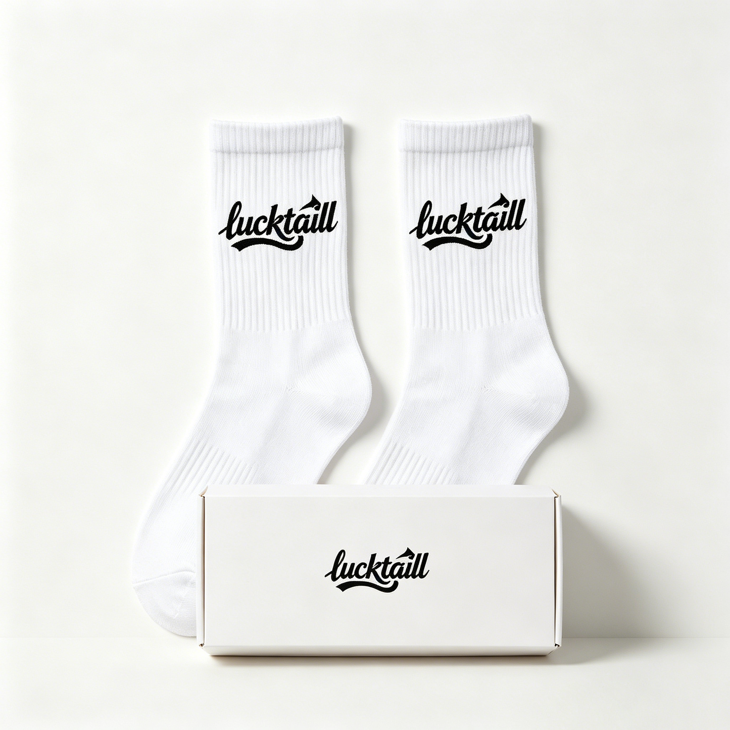 lucktaill Men Women Ribbed Crew Cotton Socks, Soft Breathable Mid Calf Casual Socks, Vintage Script Letter Athletic Daily Socks, Gift Box Pack
