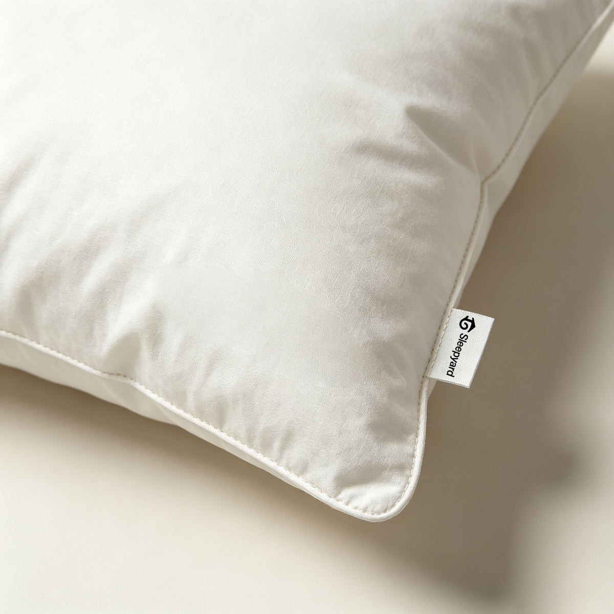 Sleepyard Soft Bed Pillow for Sleeping, Premium Plush Support Pillow for Side, Back & Stomach Sleepers, Hotel‑Quality Fluffy Pillow for Bedroom & Guest Room