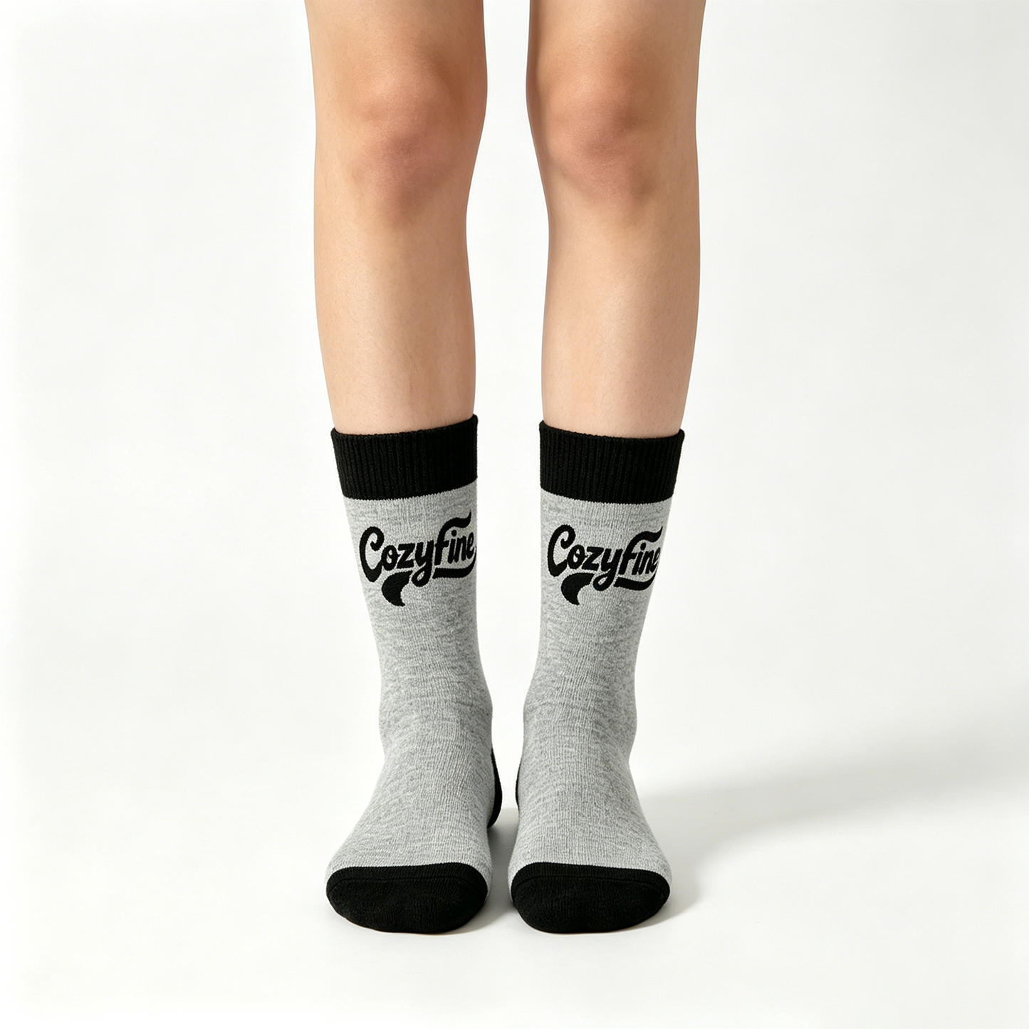 【CozyFine Two-Tone Crew Socks】—— Comfort & Minimalist Style for Everyday Wear