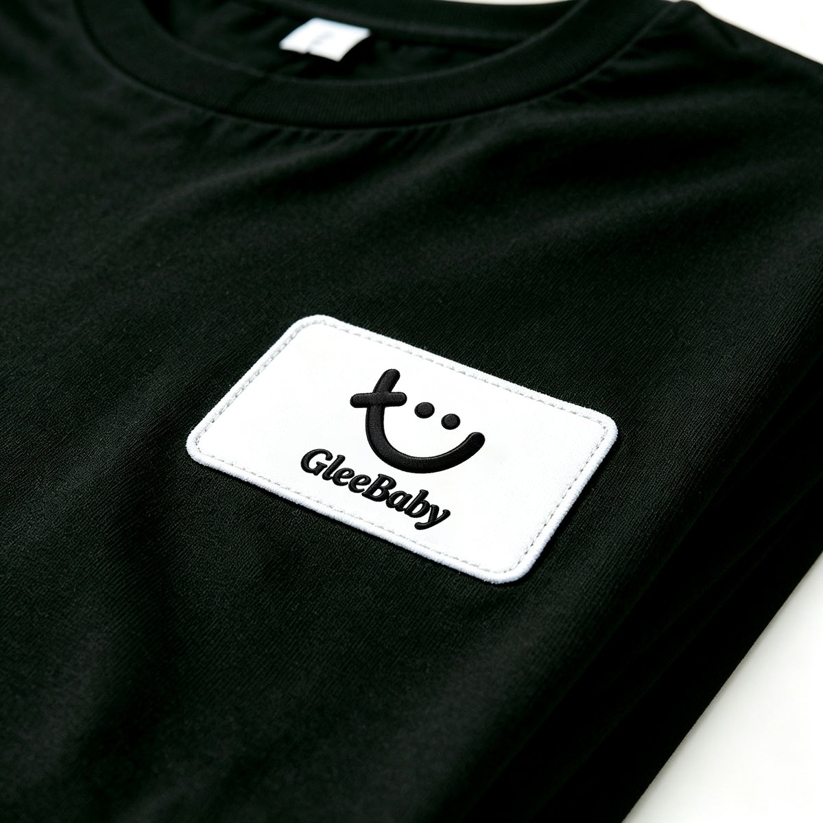 GleeBaby Smile Patch Short Sleeve T-Shirt, Unisex Crew Neck Casual Tee, Soft Breathable Basic Black Top