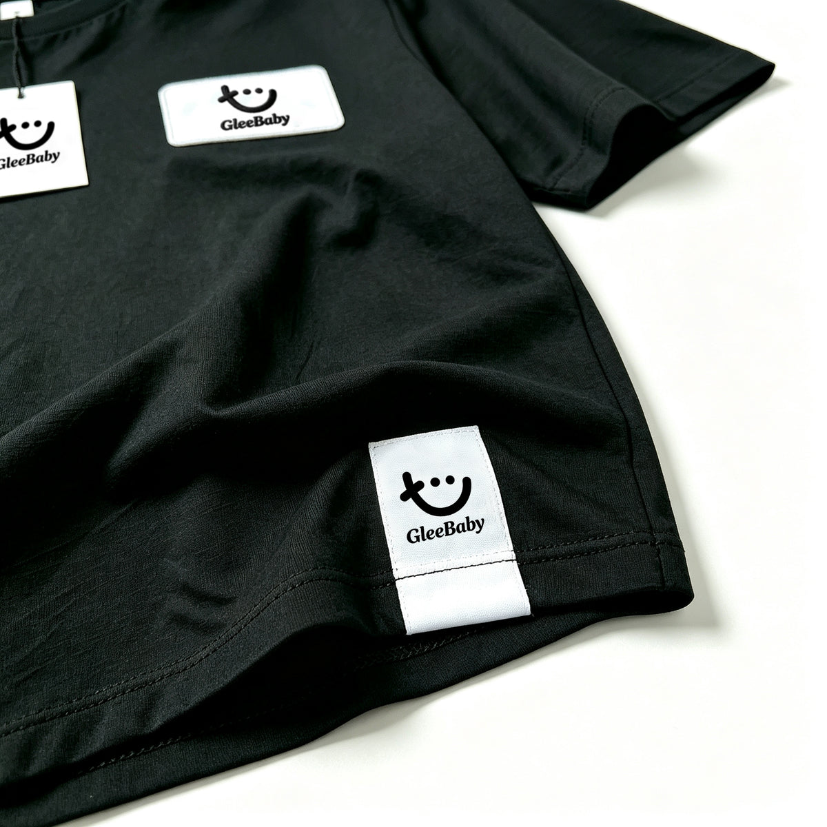 GleeBaby Smile Patch Short Sleeve T-Shirt, Unisex Crew Neck Casual Tee, Soft Breathable Basic Black Top