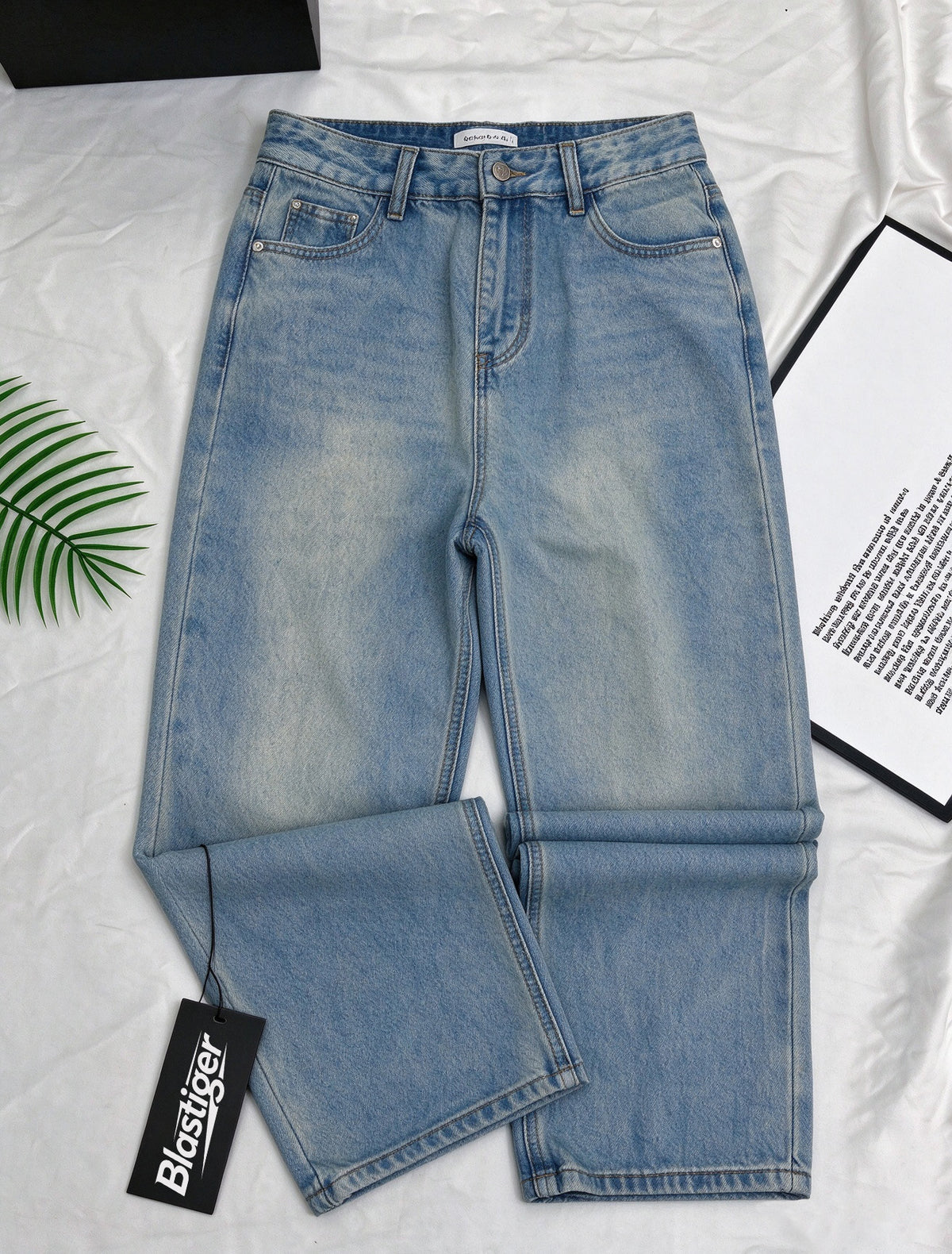 Blastiger Women's High Waist Wide Leg Jeans, Light Wash Loose Straight Denim Pants, Casual Baggy Trousers with Pockets