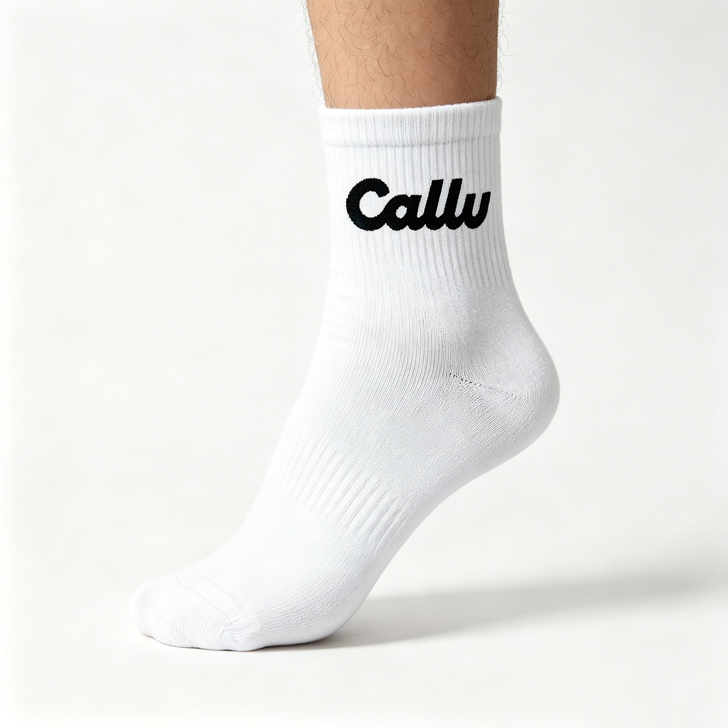 【Callu Classic White Crew Socks】—— Minimalist Comfort for All-Day Wear