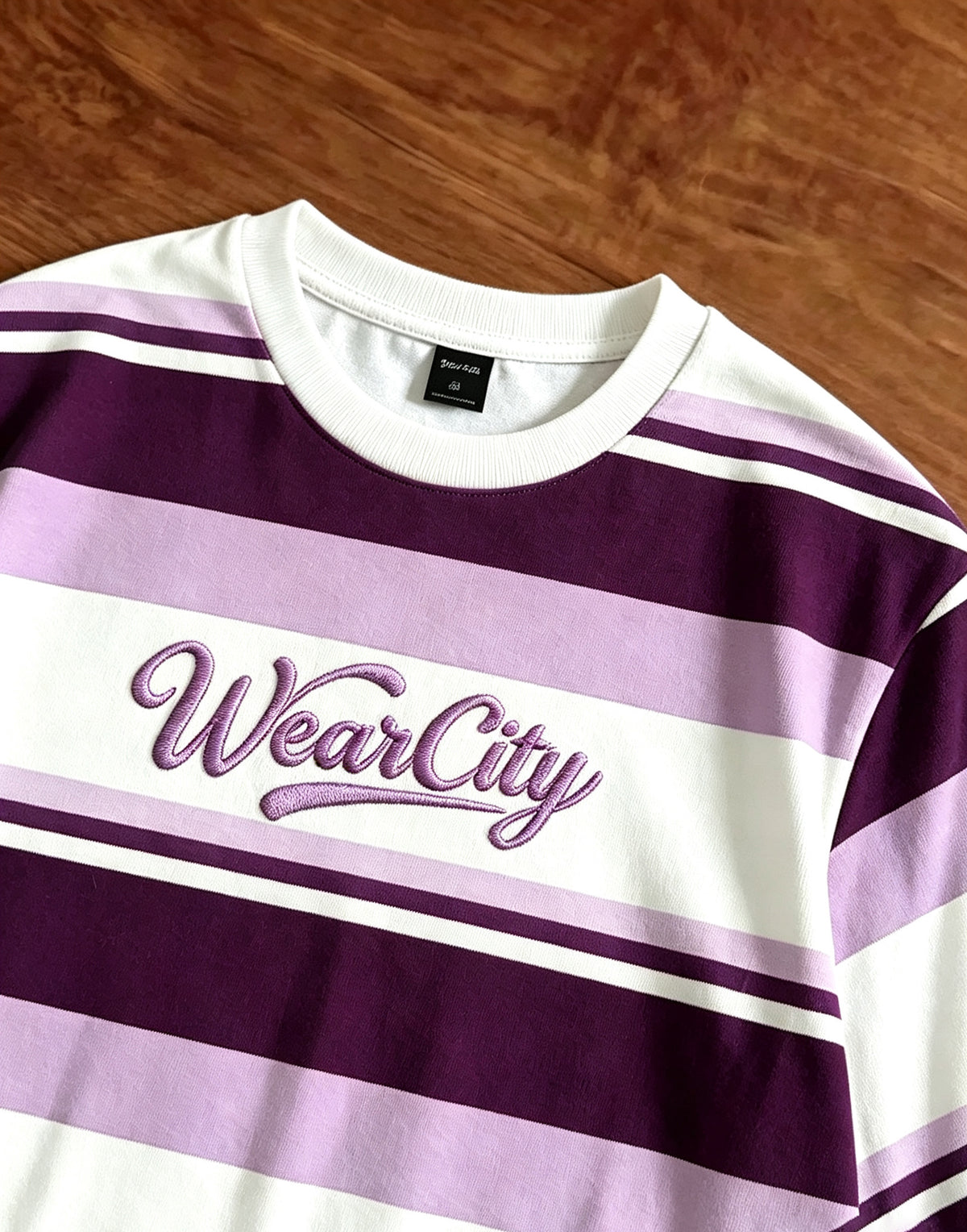 WearCity Striped Short Sleeve T-Shirt, Men Women Crew Neck Tee with Embroidery Letter, Casual Loose Fit Color Block Stripe T Shirt for Summer Daily Wear