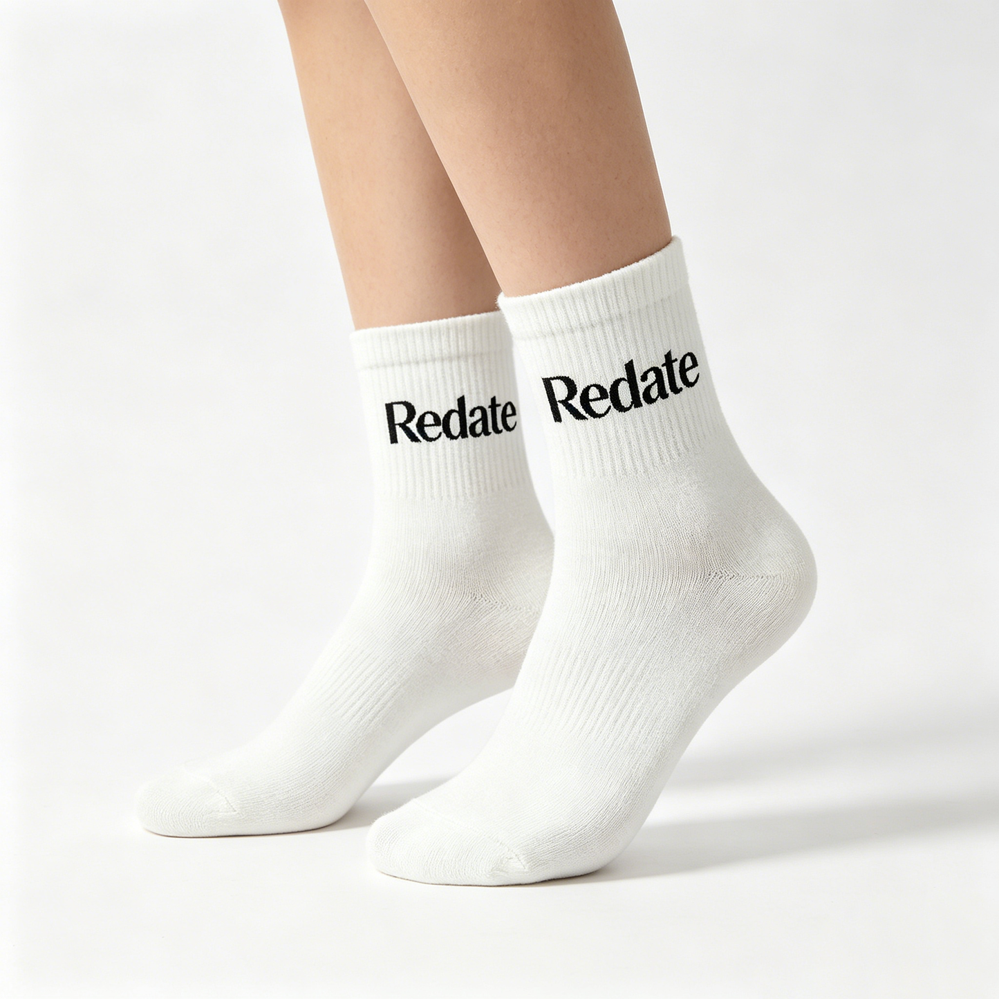 【Redate Minimalist White Crew Socks】—— Timeless Comfort & Versatile Style
