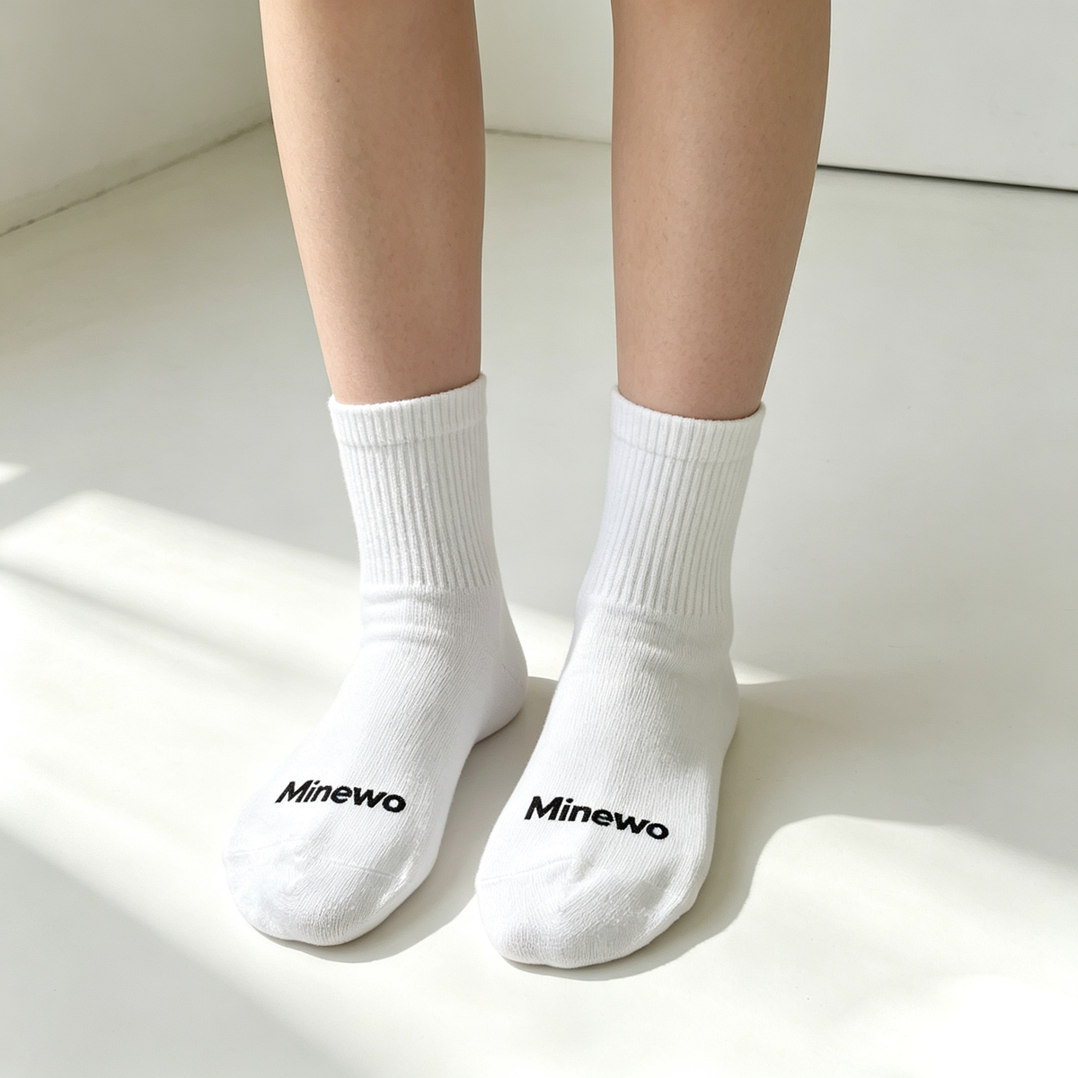 Minewo Crew Length Socks, Soft Breathable Cotton Mid-Calf Socks, Unisex Casual Daily Athletic Socks with Gift Box