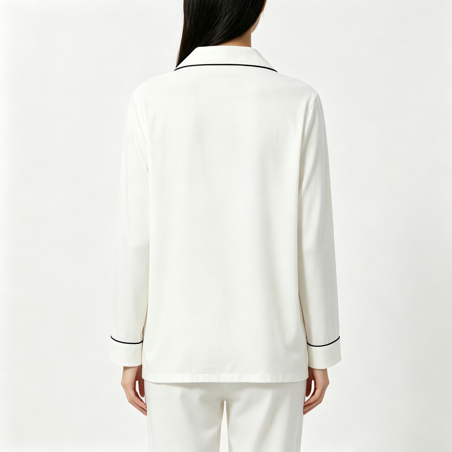 【HeatLife Minimalist White Pajama Set】—— Cozy Elegance for Your Nighttime Routine