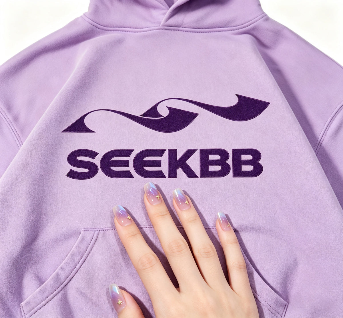 SEEKBB Light Purple Cropped Hoodie, Unisex Drop Shoulder Hooded Sweatshirt, Trendy Graphic Print Cropped Top