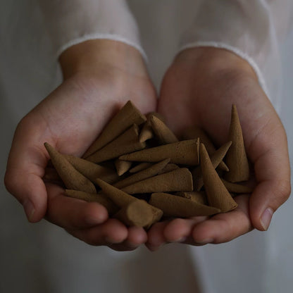 YiDiYi Natural Incense Cones, Long‑Lasting Aromatherapy Cones, Hand‑Rolled Cone Incense for Meditation, Yoga, Stress Relief, Home Fragrance Decor