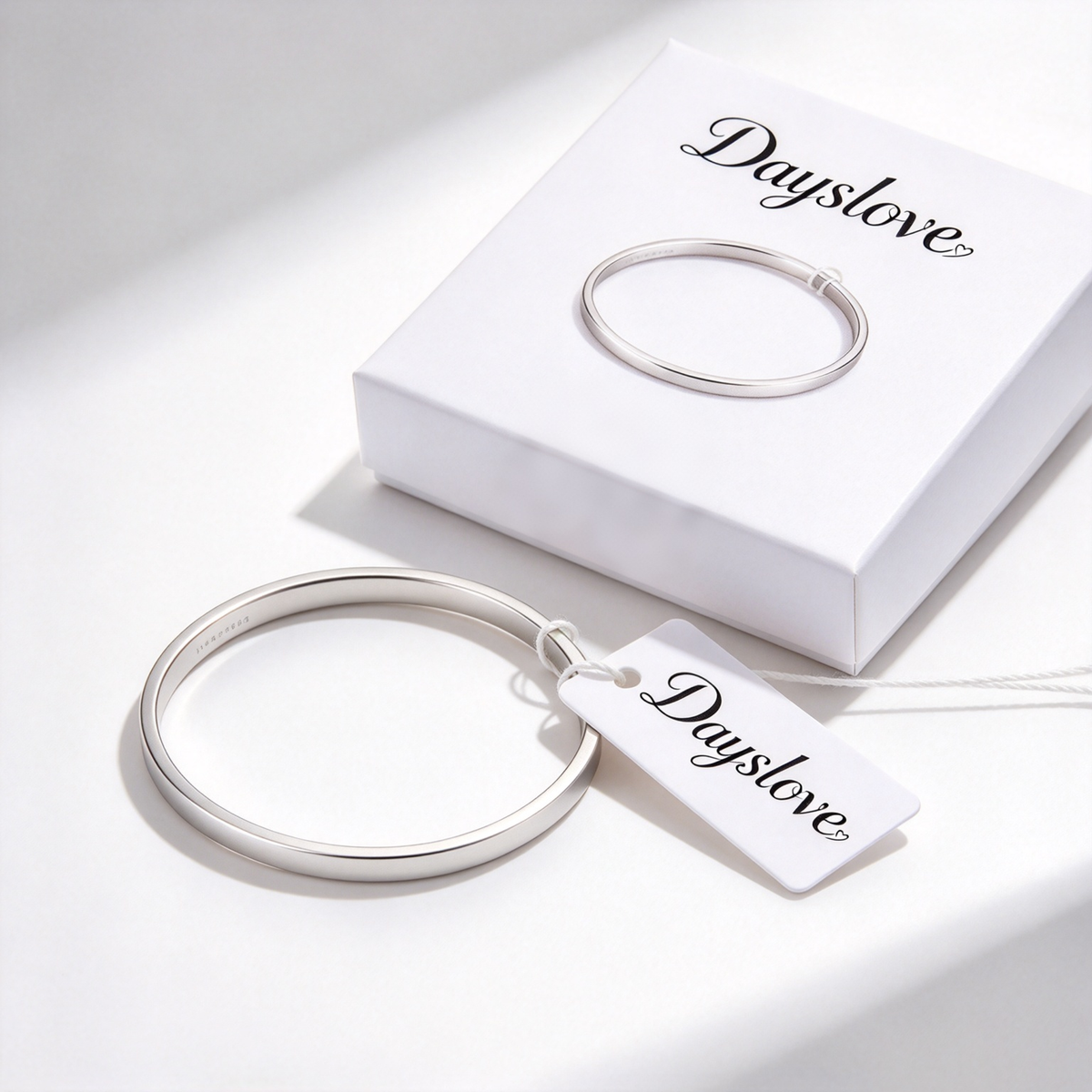 Dayslove Classic Bangle Bracelet, Minimalist Polished Silver-Tone Cuff Bangle, Elegant Smooth Metal Bracelet Jewelry Gift for Women Daily Wear