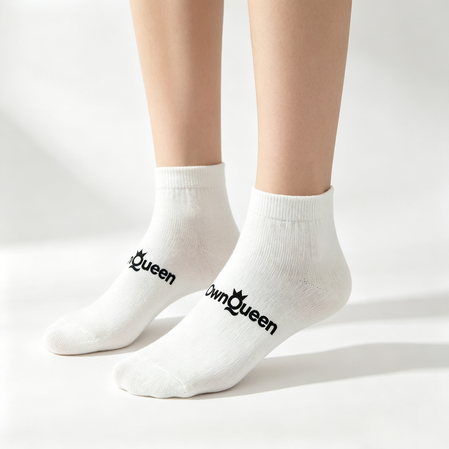 OwnQueen Women’s White Ribbed Crew Ankle Socks 6 Packs, Ultra Breathable Moisture Wicking Athletic Short Socks, Stretch Non Slip Soft Cotton Sport Daily Socks Gift Box Set