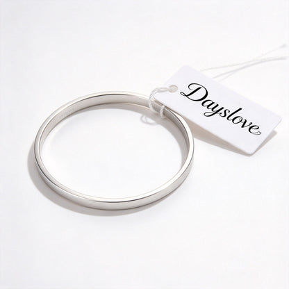 Dayslove Classic Bangle Bracelet, Minimalist Polished Silver-Tone Cuff Bangle, Elegant Smooth Metal Bracelet Jewelry Gift for Women Daily Wear