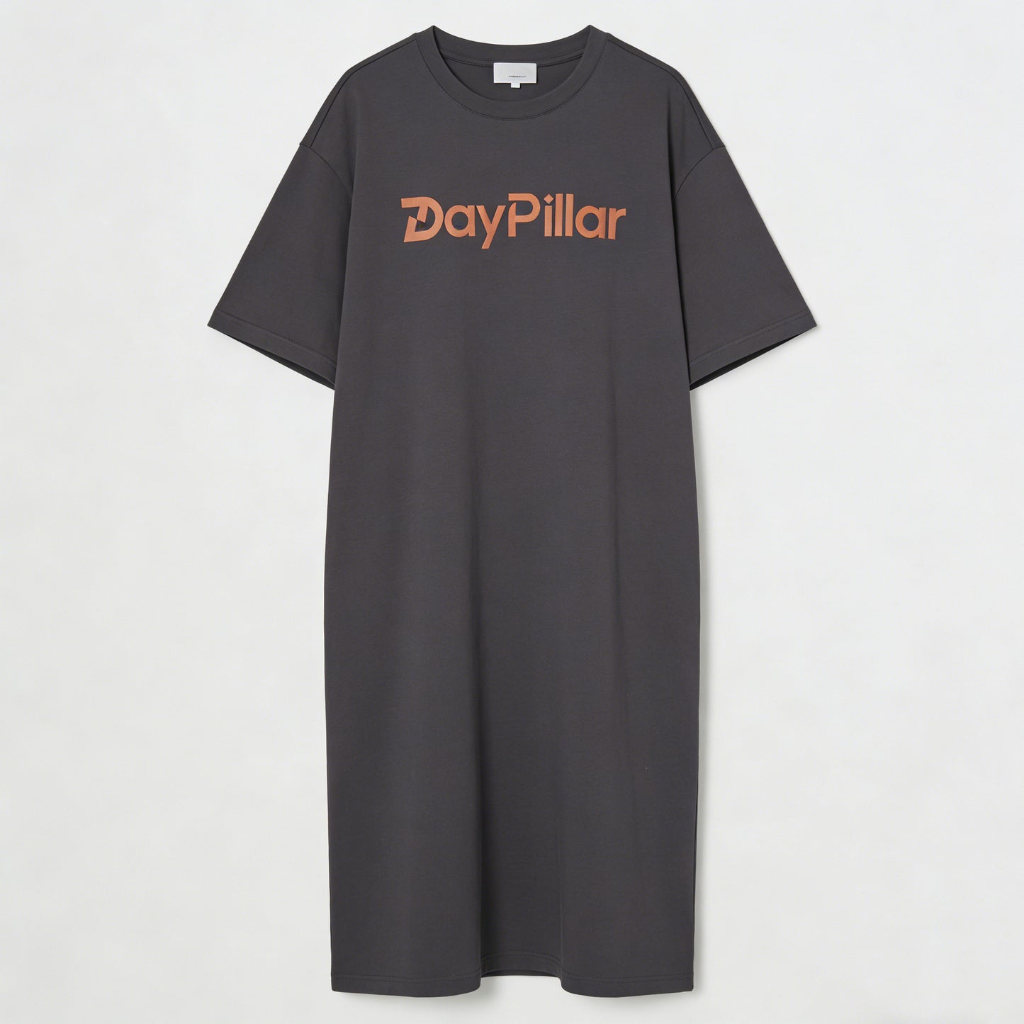 【DayPillar Logo T-Shirt Dress】—— Casual Comfort & Minimalist Style