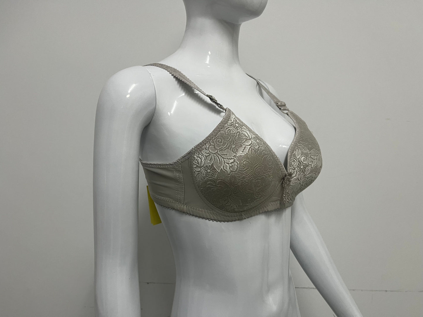 【Presshine Lace-Embellished Underwear Bra】—— Elegant Comfort & Support for Everyday Confidence