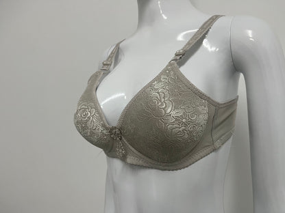 【Presshine Lace-Embellished Underwear Bra】—— Elegant Comfort & Support for Everyday Confidence
