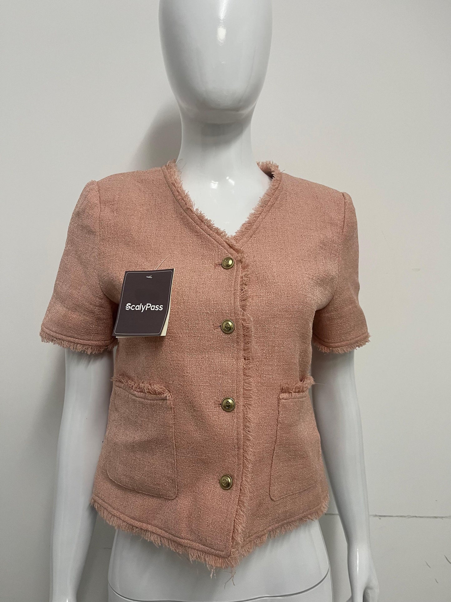 【ScalyPass Blush Pink Frayed-edge Short-sleeve Jacket】—— Elegant & Versatile Wardrobe Staple