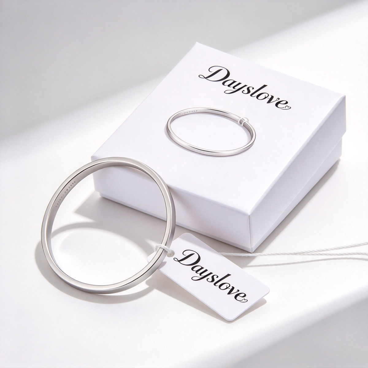 Dayslove Classic Bangle Bracelet, Minimalist Polished Silver-Tone Cuff Bangle, Elegant Smooth Metal Bracelet Jewelry Gift for Women Daily Wear