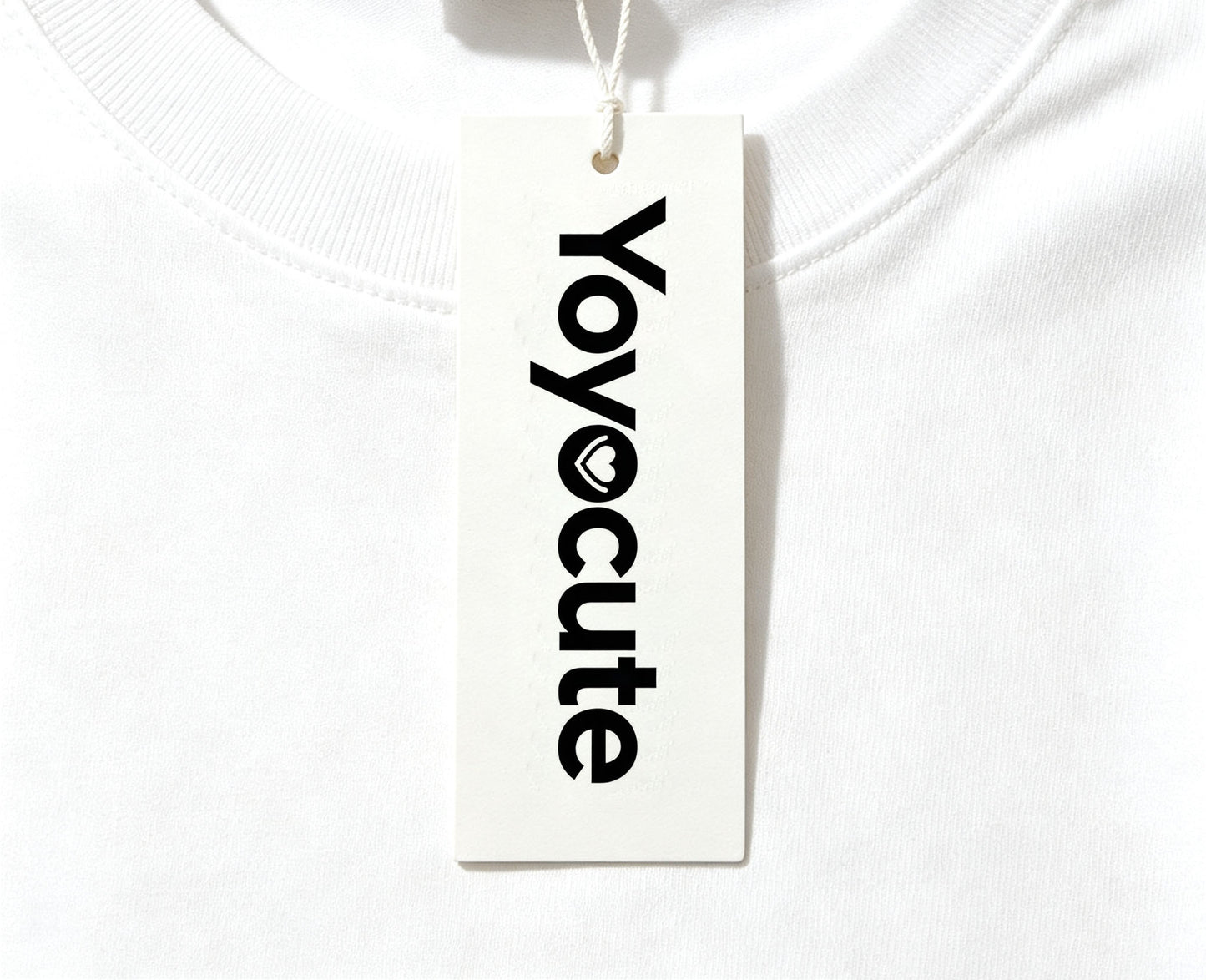 Yoyocute Cute Heart Accent Crew Neck White Short Sleeve Tee, Soft Breathable Cotton Relaxed Fit Casual Everyday Top for Women Minimal Sweet Basic T-Shirt